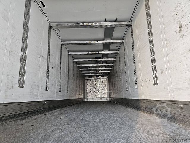 Refrigerated/frozen transport SCHMITZ SKO 24