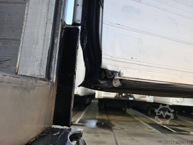 Refrigerated/frozen transport SCHMITZ SKO 24