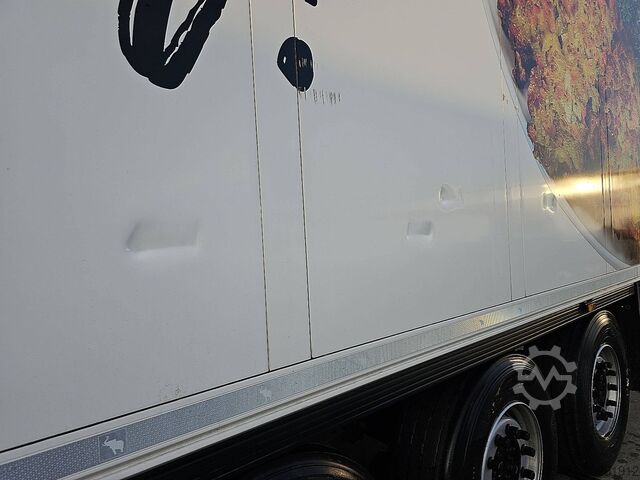 Refrigerated/frozen transport SCHMITZ SKO 24