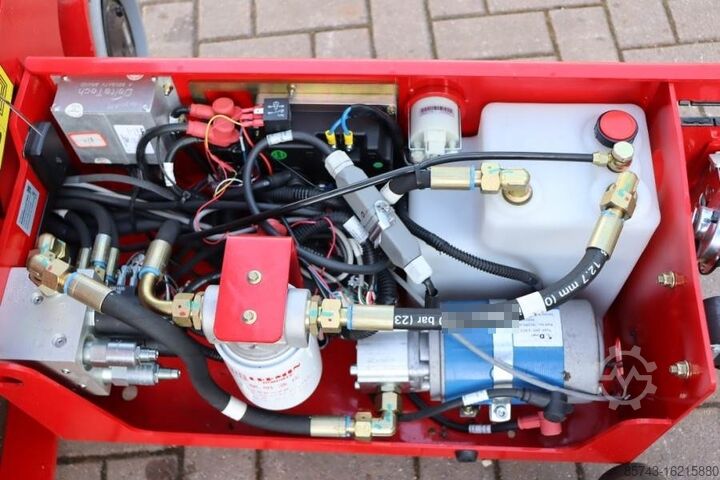 Scherenhebebühne Magni ES0807EP New And Available Directly From Stock, El