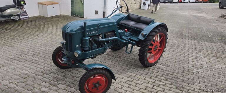 Tractor Hanomag R12 Doppelsitzbank