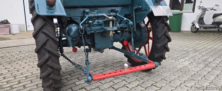Tractor Hanomag R12 Doppelsitzbank