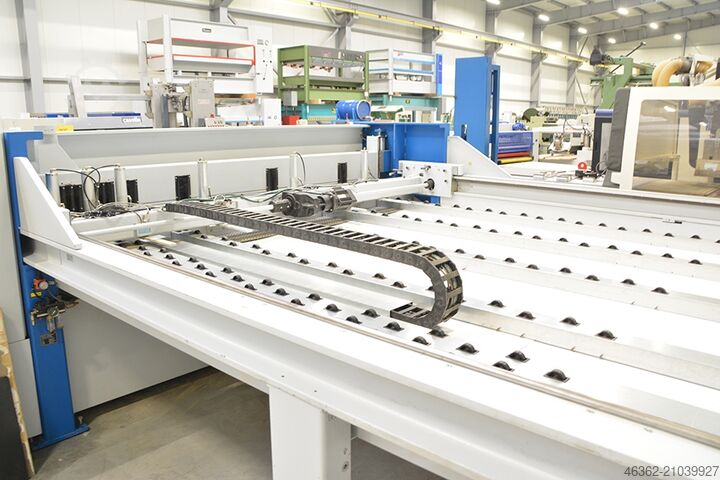 Plattensäge HOLZMA HPP250