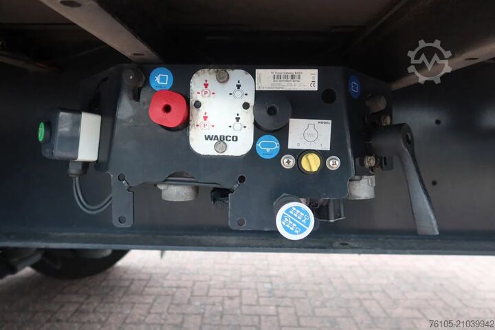 Curtain sided Kögel SN 24 Schuifzeil, Schuifdak, lift as, stuur-as,...