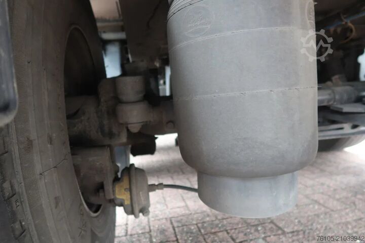 Curtain sided Kögel SN 24 Schuifzeil, Schuifdak, lift as, stuur-as,...