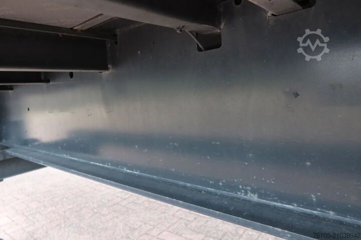 Curtain sided Kögel SN 24 Schuifzeil, Schuifdak, lift as, stuur-as,...