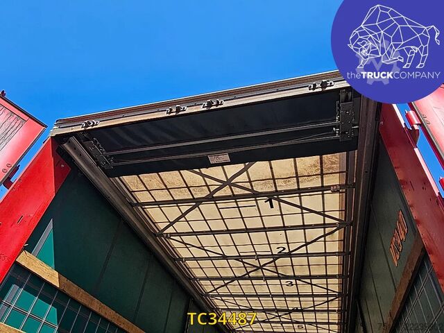 Sliding tarpaulins Kögel 