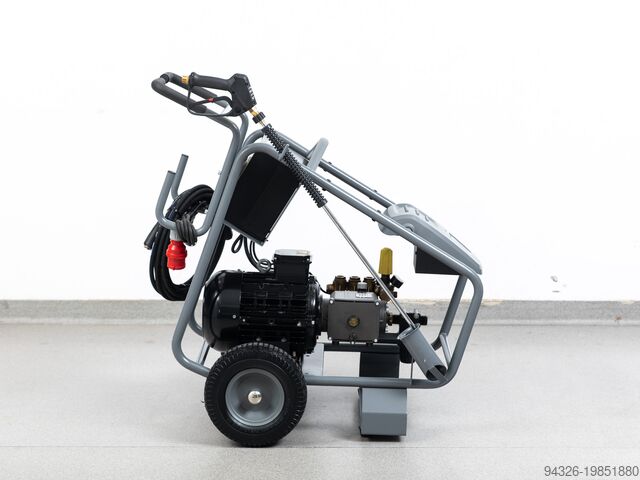 Kärcher HD 16/15 -4 CAGE Kärcher HD 16/15 -4 CAGE 1600l/h - 150bar