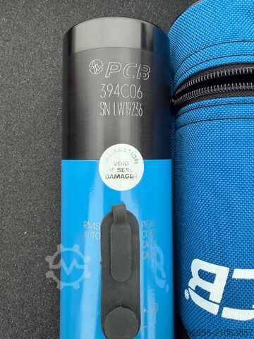 Schwingungskalibrator PCB Piezotronics 394C06 – Set im Koffer Kalibrator drgań PCB Piezotronics 394C06 – zestaw w walizce Kalibrator drgań PCB Piezotronics 394C06 – zestaw w walizce