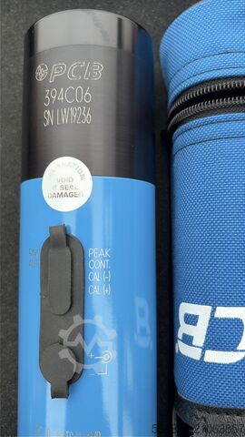 Schwingungskalibrator PCB Piezotronics 394C06 – Set im Koffer Kalibrator drgań PCB Piezotronics 394C06 – zestaw w walizce Kalibrator drgań PCB Piezotronics 394C06 – zestaw w walizce