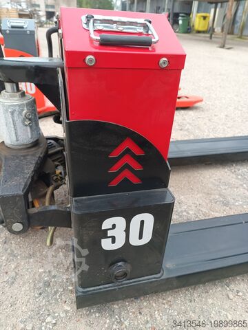 Elektrischer Hubwagen Global Machinery; HOPE WT-BD-01