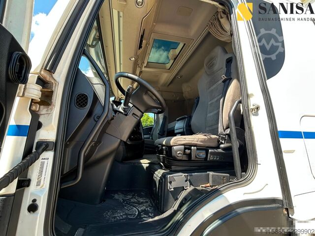 Beverage truck Iveco Stralis AS260S42/2x LBW/Schwenkwand/Zug