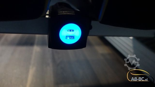 Motor coach MERCEDES-BENZ Tourismo RHD, 55 Sitze, Euro 6