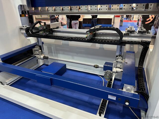 3100 X 320 Ton Bending Press MVD I-BEND D