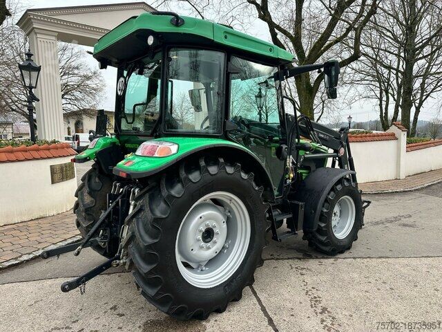 Frontlader Deutz-Fahr 5070 D Keyline mit Stoll Industriefrontlader
