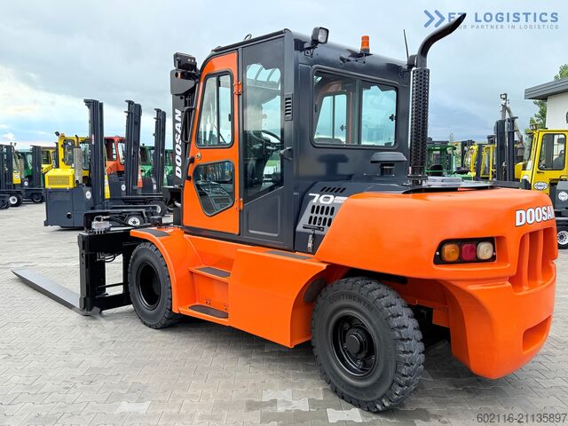 4-Rad-Gabelstapler DOOSAN 70 / DUPLEX / FORK 2500MM / POSITIONER