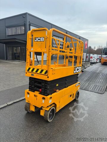 Scissor lift JCB S2632E
