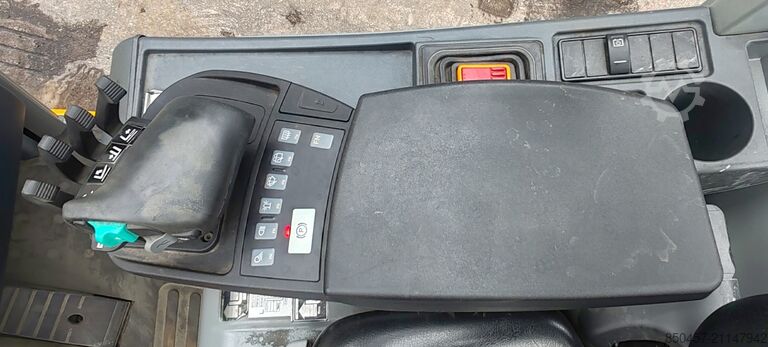 Elektrisch – 3 Räder Jungheinrich EFG 213 LI ION 2022y/ 3.3m/ 8561h/ 4v