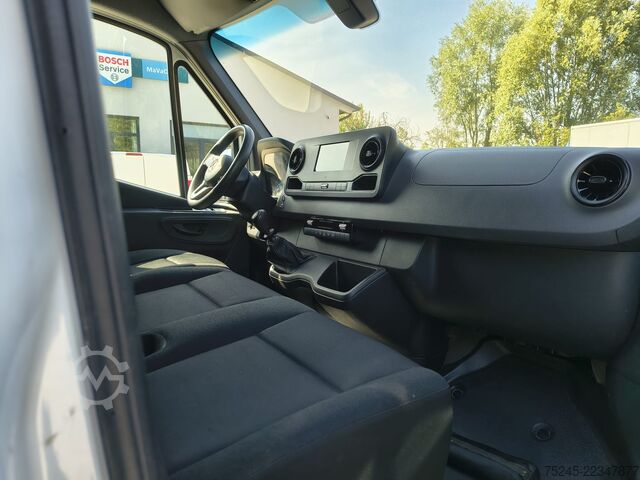Panel van Mercedes-Benz SPRINTER 311 CDI 2.2