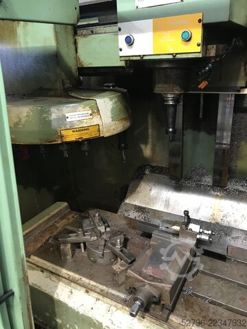 Vertical machining center Bridgeport VMC 600
