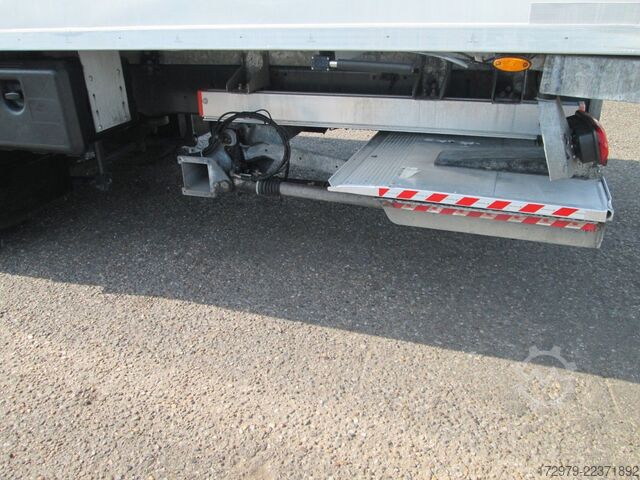 Refrigerated truck DAF LF 280 *2xMaxi Carrier XXL-Kühlkoffer 8.85m*LBW*