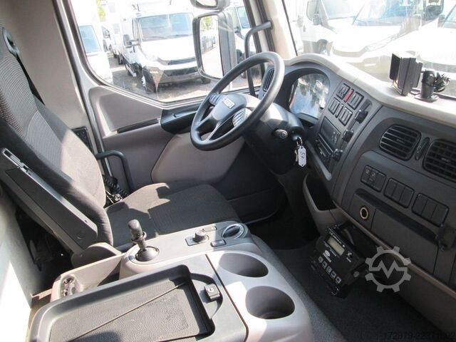 Refrigerated truck DAF LF 280 *2xMaxi Carrier XXL-Kühlkoffer 8.85m*LBW*