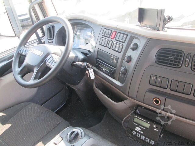 Refrigerated truck DAF LF 280 *2xMaxi Carrier XXL-Kühlkoffer 8.85m*LBW*