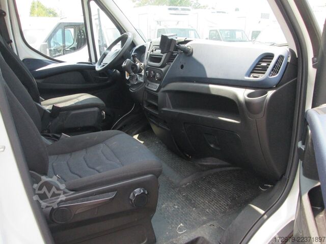 Transporter Fahrgestell IVECO 35 S12 *Fahrgestell*Euro6*