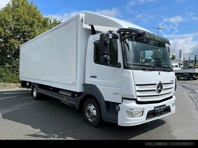 Transporter mit Koffer MERCEDES-BENZ Atego 823 L Koffer 7,30m* LBW 1to*Klima*Alu*TOP