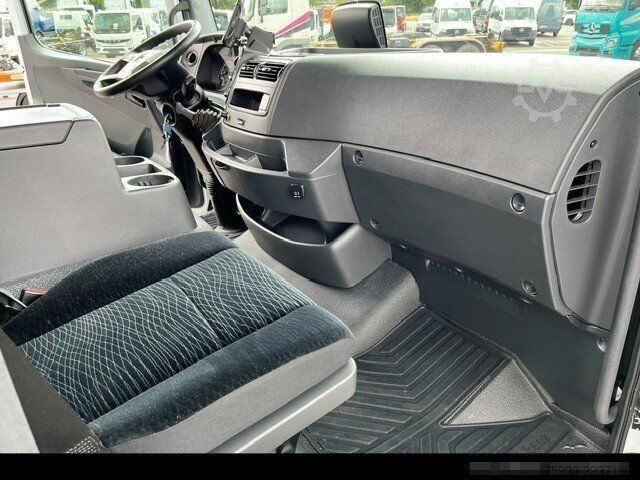 Transporter mit Koffer MERCEDES-BENZ Atego 823 L Koffer 7,30m* LBW 1to*Klima*Alu*TOP