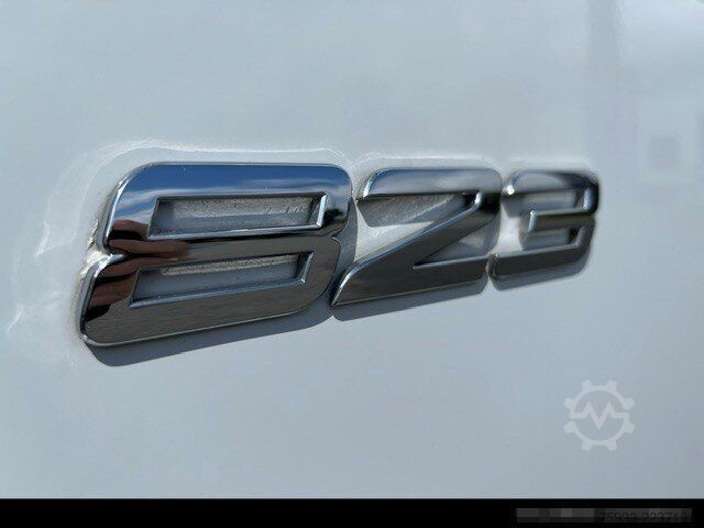 Transporter Fahrgestell MERCEDES-BENZ Atego 823 L Koffer 7,30m* LBW 1to*Klima*Alu*TOP