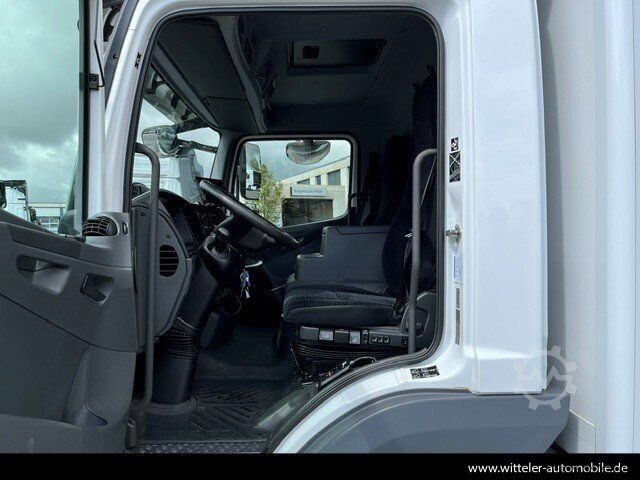 Transporter Fahrgestell MERCEDES-BENZ Atego 823 L Koffer 7,30m* LBW 1to*Klima*Alu*TOP