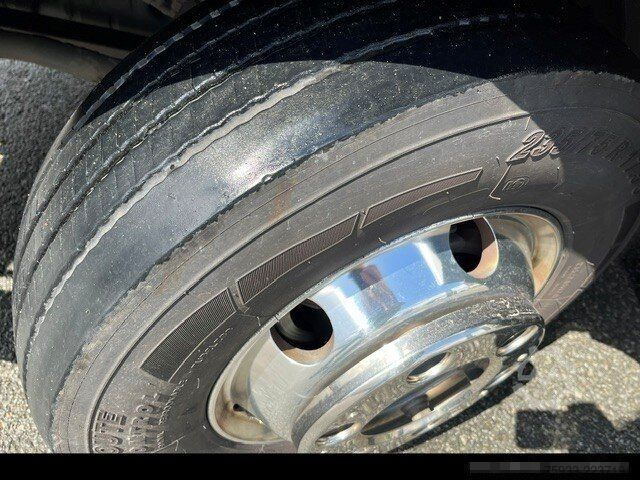 Transporter Fahrgestell MERCEDES-BENZ Atego 823 L Koffer 7,30m* LBW 1to*Klima*Alu*TOP