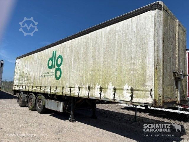 Open semitrailer with tarp  Curtainsider Standard