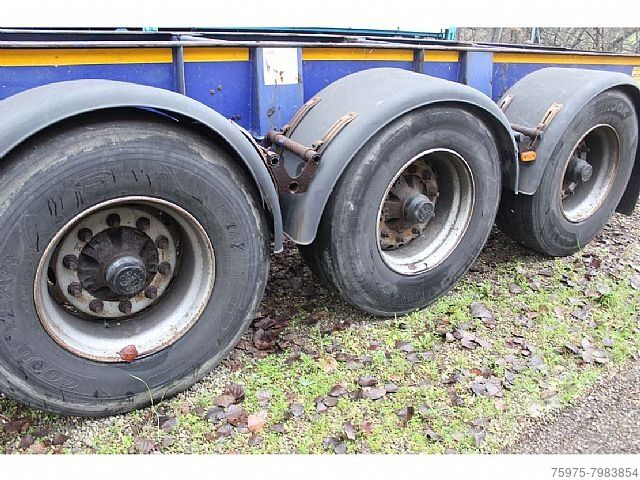 Tipper  semirmorchio ribaltabile 40portacontainer usato