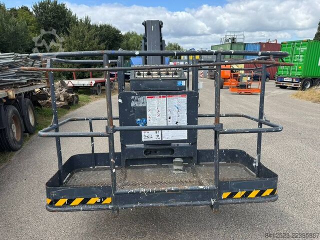 Telescopic boom lift Aichi SP 21 AJ