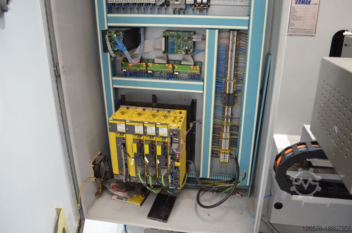 Stanzmaschine ERMAK RPP 1270x30 Tn