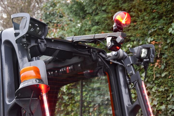 Gabelstapler Linde E25-01 Li ion Triplex