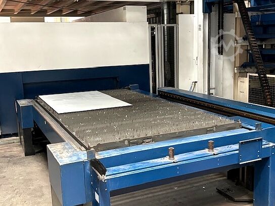 Laser cutting machine Trumpf TruLaser 5030 fiber