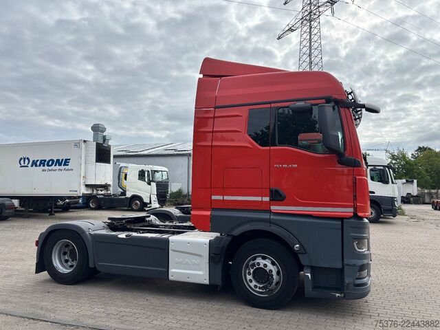 Standard tractor unit MAN TGX 18.430 Retarder Zwei Tanks Klimaautomatik