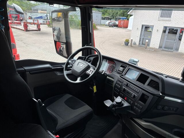Standard tractor unit MAN TGX 18.430 Retarder Zwei Tanks Klimaautomatik