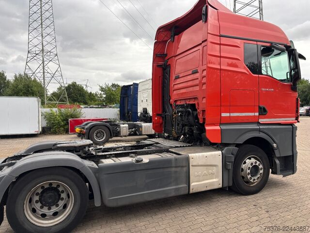 Standard tractor unit MAN TGX 18.430 Retarder Zwei Tanks Klimaautomatik