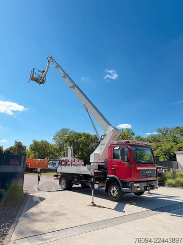 Truck-mounted work platform MAN TGM 8.180 Hubsteiger WUMAG WT300 30m