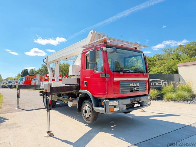 Truck-mounted work platform MAN TGM 8.180 Hubsteiger WUMAG WT300 30m