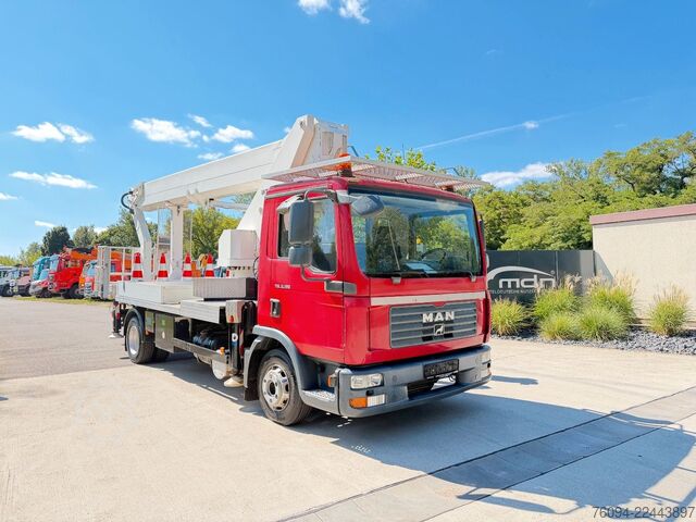 Truck-mounted work platform MAN TGM 8.180 Hubsteiger WUMAG WT300 30m