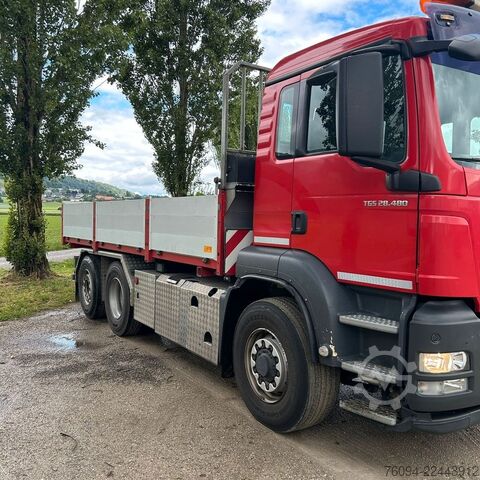Three-sided tipper truck MAN TGS 28.480 6x4-4 ALLRAD KRAN 19m SEILWINDE Wechs