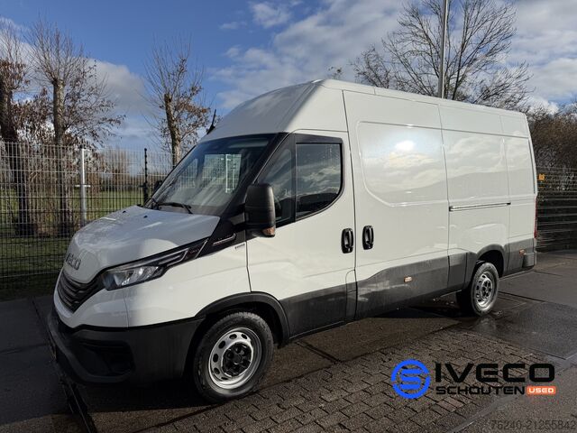 Panel van Iveco Daily 35S18V A8 Adaptive Cruise control • Autom...