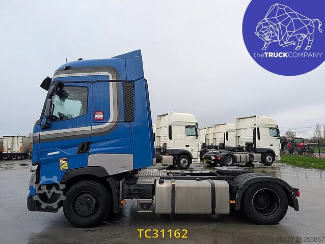 Standard-SZM Renault T 440