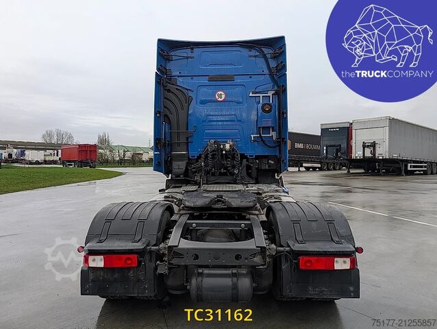 Standard-SZM Renault T 440