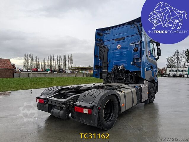 Standard-SZM Renault T 440